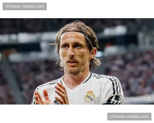 奥斯梅恩接受专访：谈论在孔蒂3-4-3新体系中的角色适应与个人目标